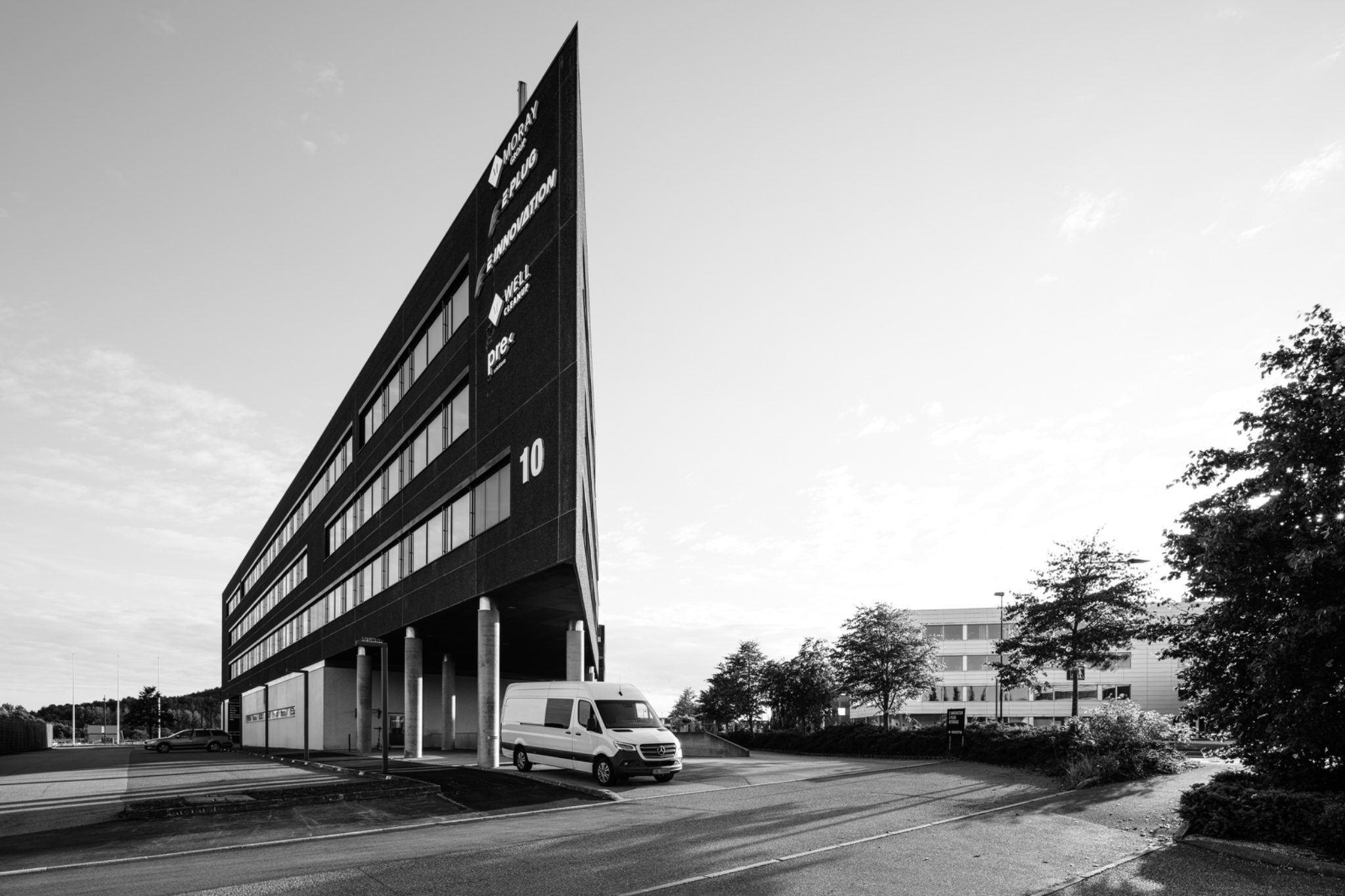 Kanalarmen 10   II